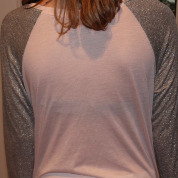 📣🌷American Eagle light pink sparkle silver arms - Picture 2 of 3