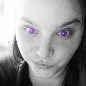 Meet your Posher, Leslie