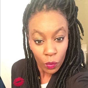 Meet your Posher, Tory