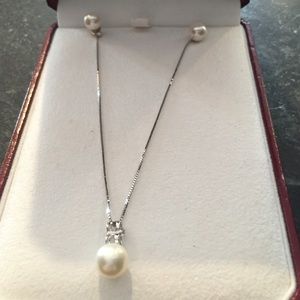 REAL pearl earrings and necklace