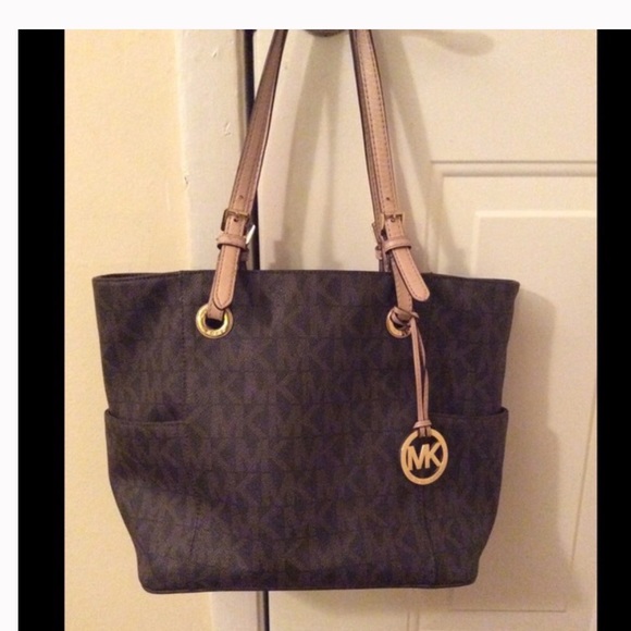 MK purse