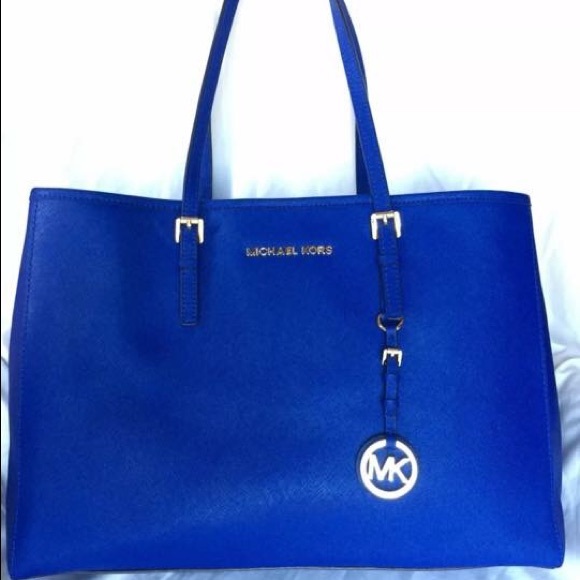 Michael kors jet set tote