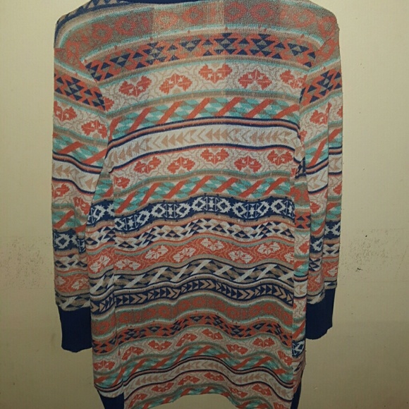 Cardigan - Picture 4 of 4