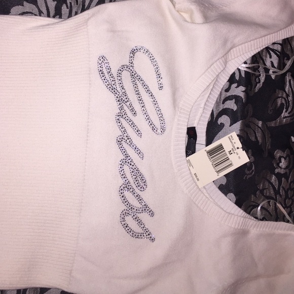Guess Sweater - Picture 2 of 4