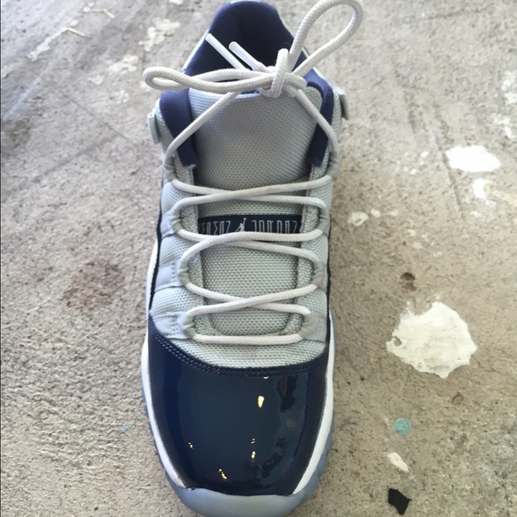 Jordan 11 "Georgetown" - Picture 2 of 4