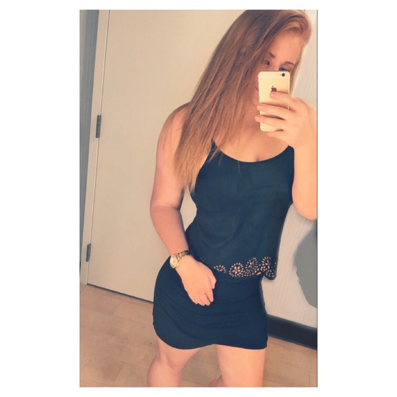 Black strap top