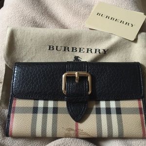 Authentic Burberry Haymarket Check Leather Wallet