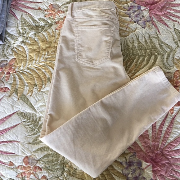 Donated to Goodwill - Picture 1 of 3