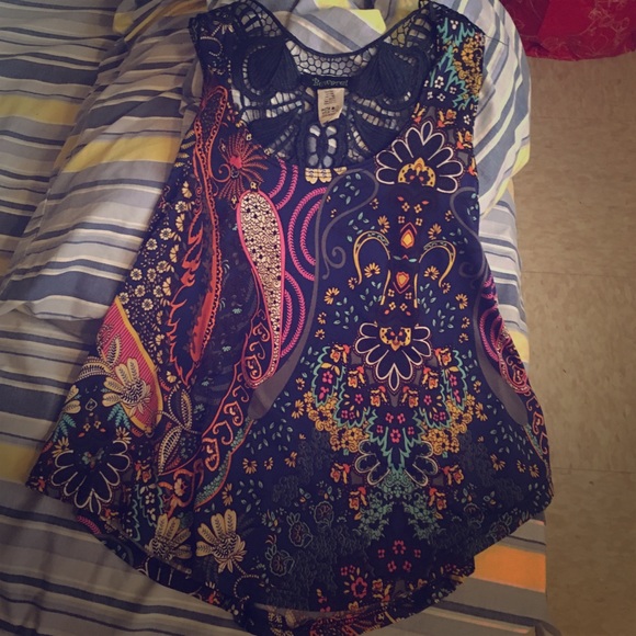 Colorful top - Picture 1 of 3