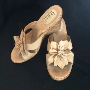 Cork Wedge Born BOC Flowered Sandals Super Cute!