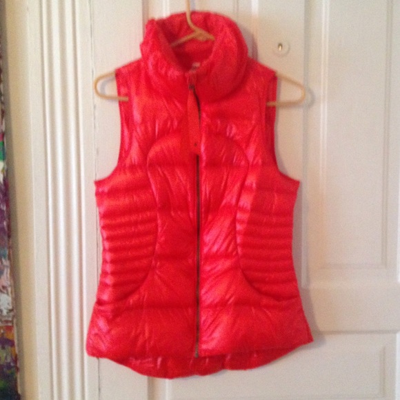Lululemon Fluffin Awesome Vest - like new!