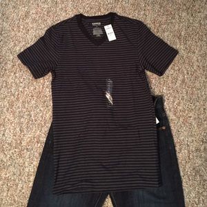 NWT Men's Express Striped Stretch V-neck tee