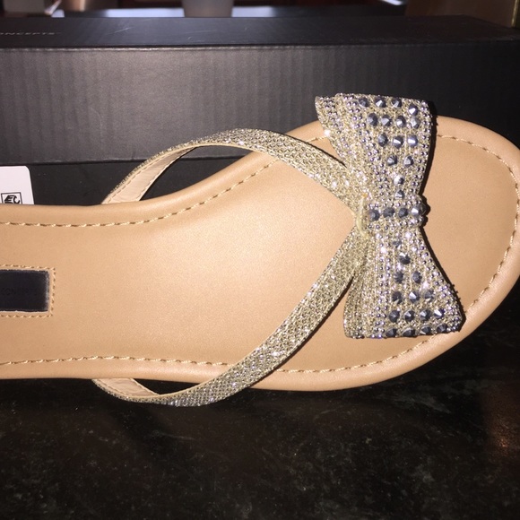 Sandals - Picture 2 of 3