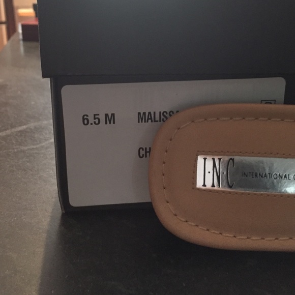 Sandals - Picture 3 of 3