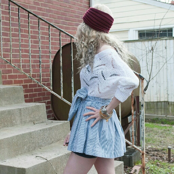 take a bow . navy white skirt . size l - Picture 3 of 3