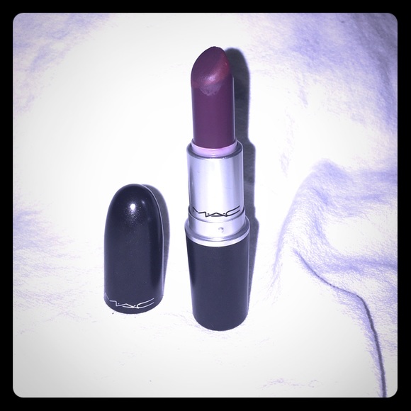 Smoked purple MAC lipstick