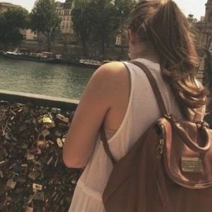 Meet your Posher, Annabella