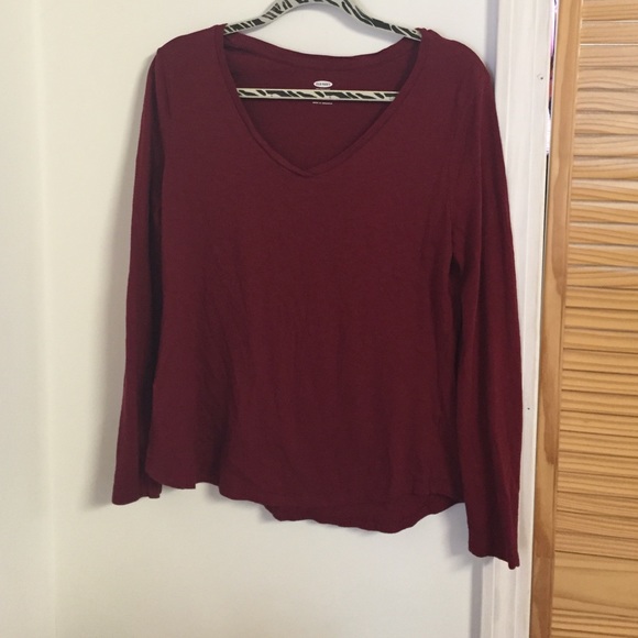 Old navy long sleeve shirt