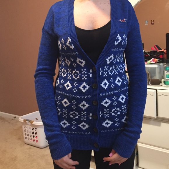 Cardigan - Picture 2 of 4
