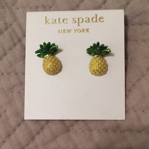 Kate spade. Pineapple studs.