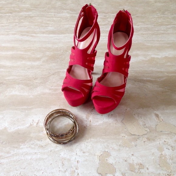 Valentine Red Pumps👠