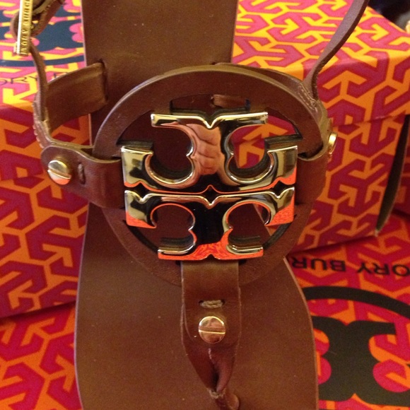 Tory BURCH sandals tan big logo sz 7 - Picture 2 of 4