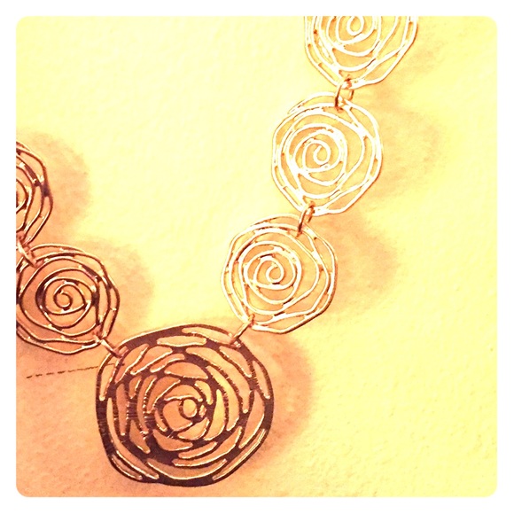Gold Rose Necklace