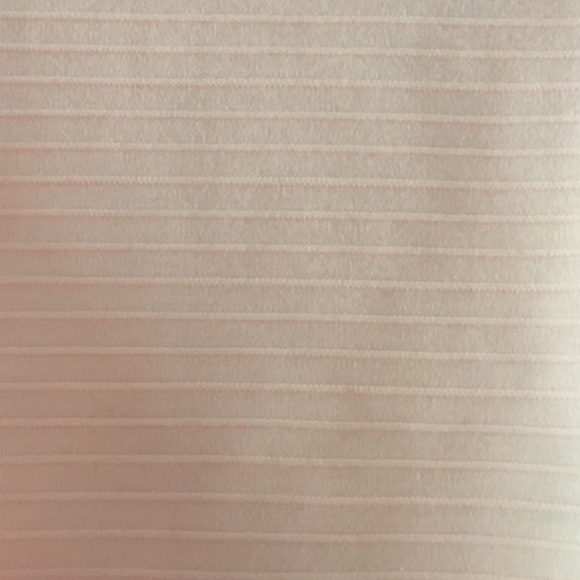 Peach crop top with stripe design NWOT from UO - Picture 2 of 2