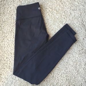 Lululemon - black pants - size 4