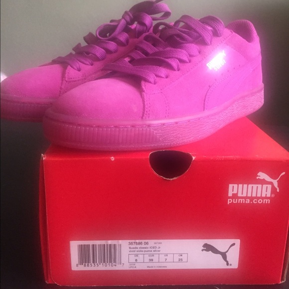 Puma suede low