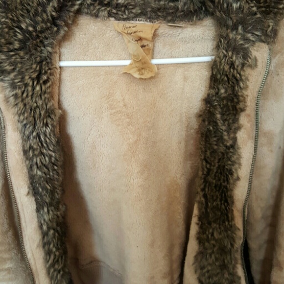 Plush hoodie jacket - Picture 2 of 3
