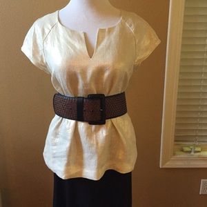 NWOT..Gorgeous 100% linen gold sheen top!