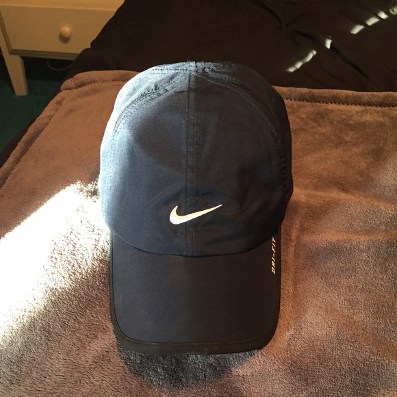 Nike Dri-Fit Navy Hat