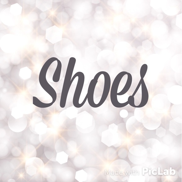 Shoes !! 👠👢👡 - Picture 1 of 1