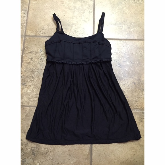 Lululemon Tank - Picture 1 of 3