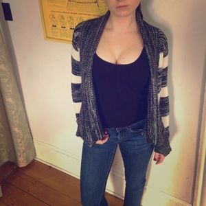 Cute Comfy Charlette Russe Cardigan!