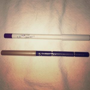 Lip liner duo $4