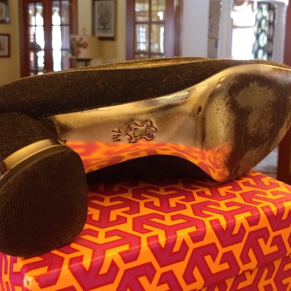 Tory BURCH gray flannel pewter heels 7 - Picture 4 of 4