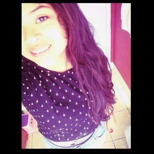 Meet your Posher, Daniela