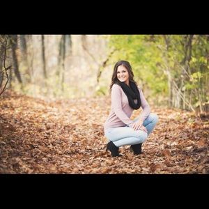 Meet your Posher, Danielle