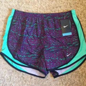 Nike shorts❤️
