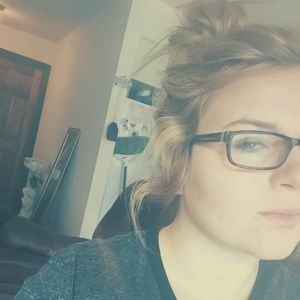 Meet your Posher, Mckenzie