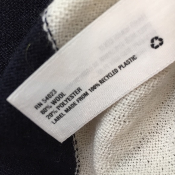 Navy and cream chevron top - Picture 4 of 4