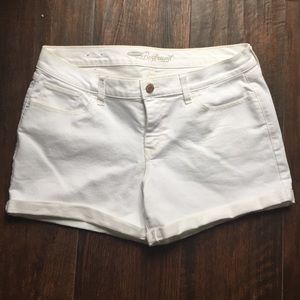 White Old Navy Denim Boyfriend Shorts