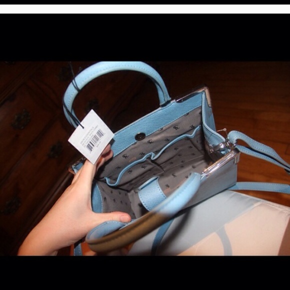 1 White left!! Snob Essentials full size tote - Picture 3 of 3