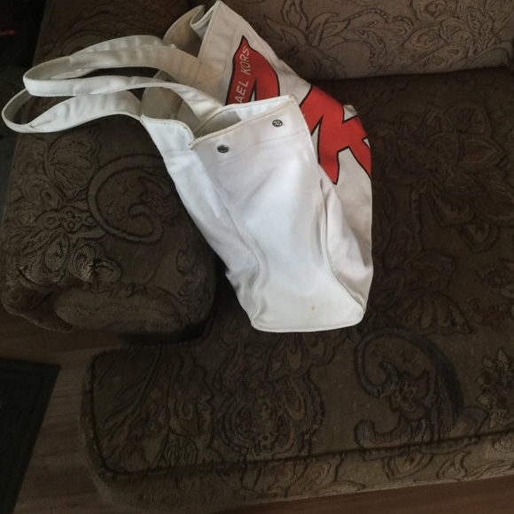 Tote - Picture 3 of 4