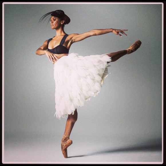 Meet your Posher, Lori - Picture 1 of 1