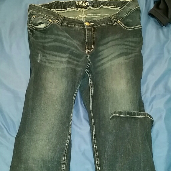 Skinny jeans