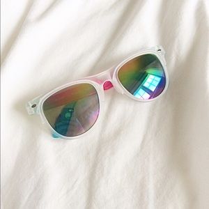 Aeropostale Gradient Sunglasses