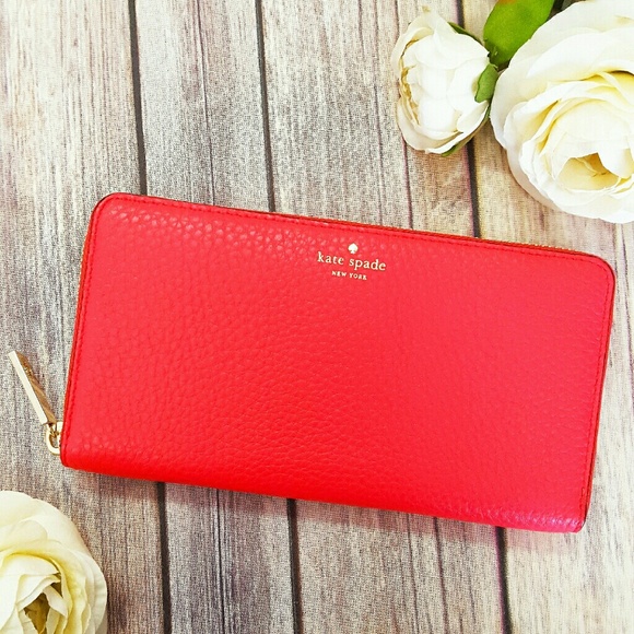 kate spade Handbags - 1 Hr Sale! Kate Spade Neda Grey St. Geranium